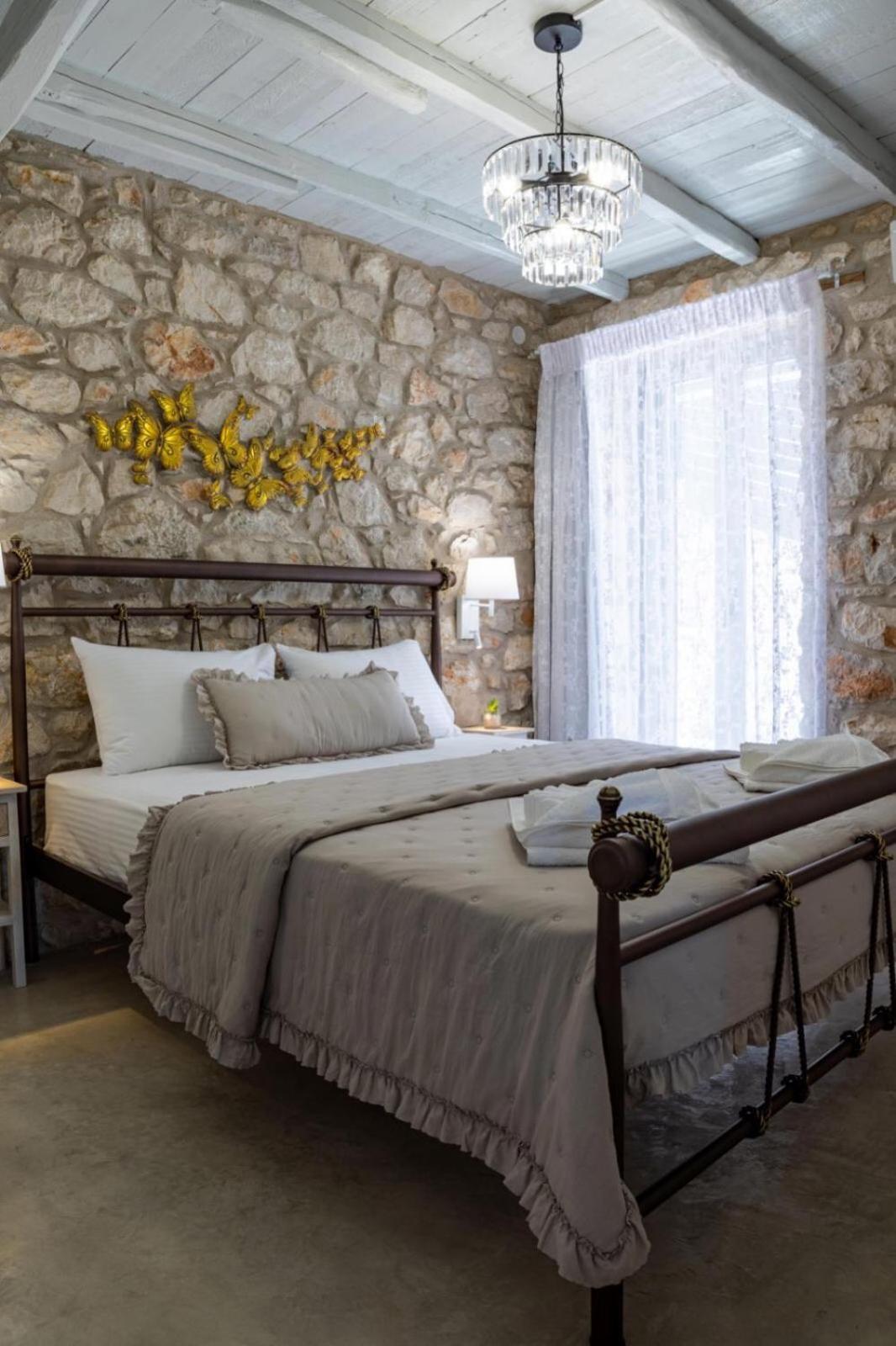 Vivari Stone House 외부 사진